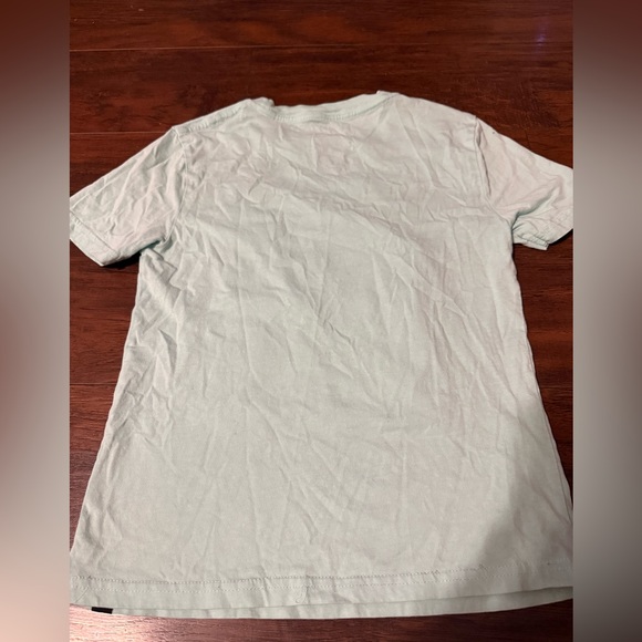 Boys quicksilver shirt - Picture 3 of 3